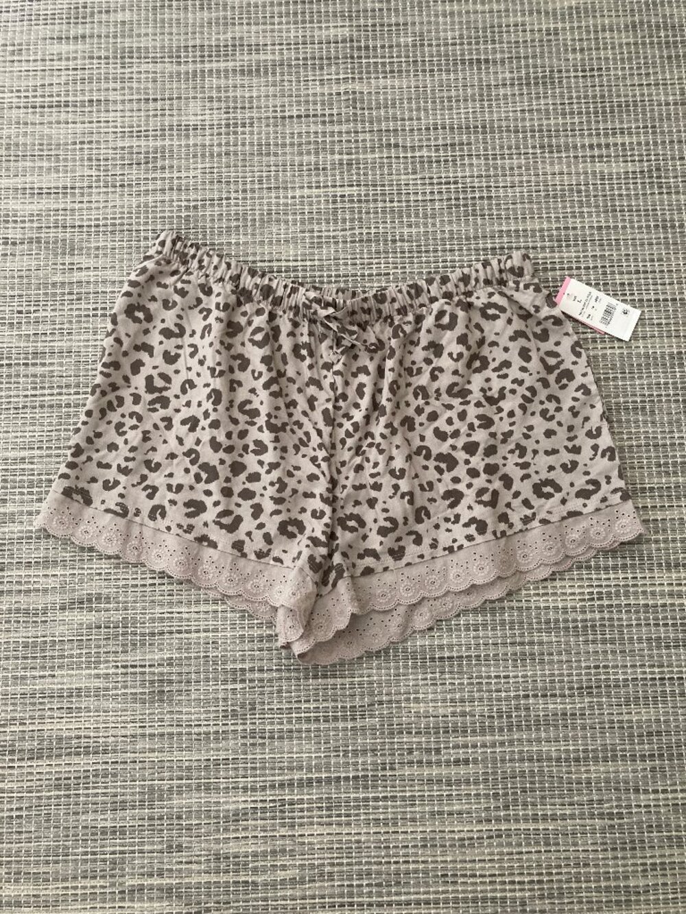 Liv + Zoe Lace Trimmed Sleep Short Large New with Tag